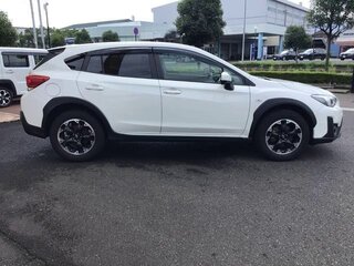 2022 Subaru XV II Рестайлинг, белый, 1448000 рублей, вид 3
