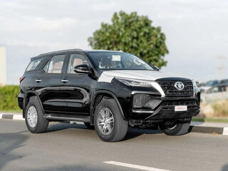 2026 Toyota Fortuner II Рестайлинг, чёрный, 4920000 рублей, вид 1