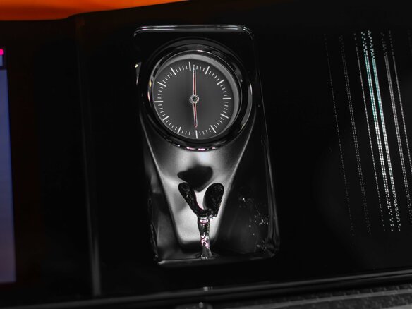 2025 Rolls-Royce Cullinan Black Badge I Рестайлинг (Series II), чёрный, 66500000 рублей - вид 17