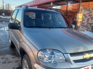 2012 Chevrolet Niva I Рестайлинг, серый, 550000 рублей, вид 2