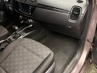 2019 Kia Rio IV, бежевый, 1450000 рублей, вид 5
