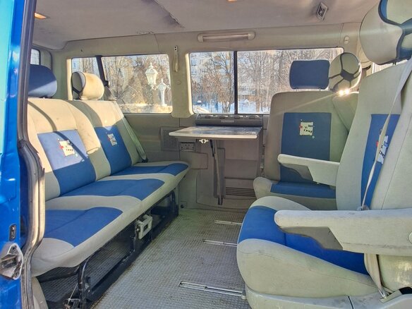 2001 Volkswagen Multivan T4, синий, 700000 рублей - вид 18
