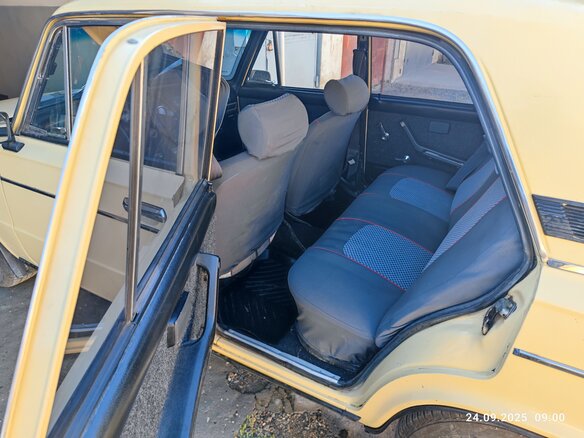 1988 Lada (ВАЗ) 2106, жёлтый, 300000 рублей - вид 21