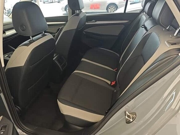 2023 Volkswagen Golf VIII, серый - вид 20