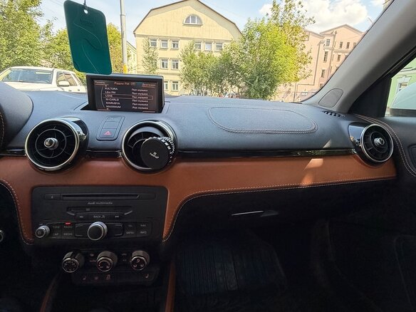 2013 Audi A1 I (8X), белый - вид 30