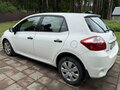 2011 Toyota Auris I Рестайлинг, белый, 870000 рублей - вид 4