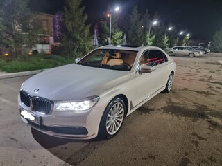 2016 BMW 7 серии 750i xDrive VI (G11/G12), белый, 3400000 рублей, вид 1