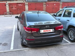 2016 Kia Rio III Рестайлинг, коричневый, 1020000 рублей, вид 5