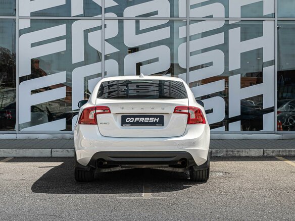 2012 Volvo S60 II, белый - вид 3