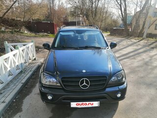 2001 Mercedes-Benz M-Класс 430 I (W163), чёрный, 850000 рублей, вид 2