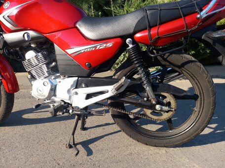 2020 Yamaha YBR125, красный, 249000 рублей, вид 5