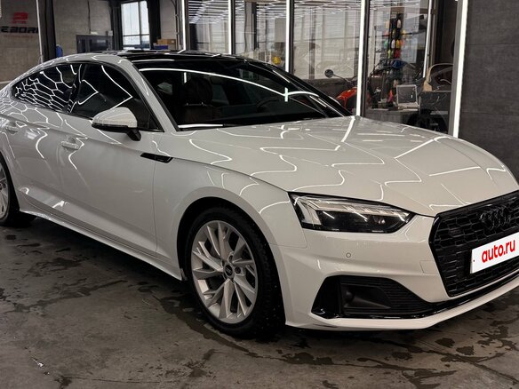 2021 Audi A5 45 TFSI II (F5) Рестайлинг, белый - вид 2