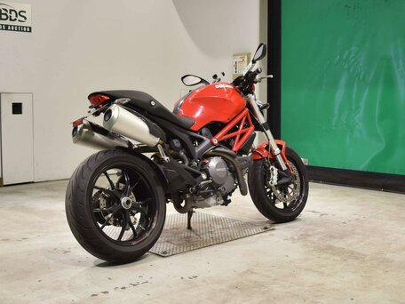 2011 Ducati Monster 796, красный, 595000 рублей, вид 5