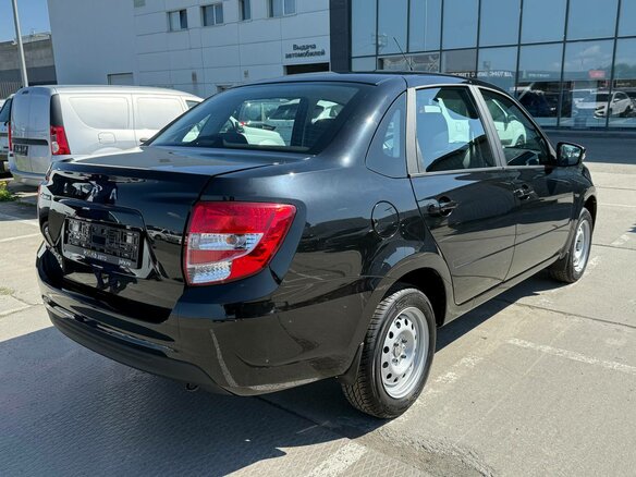 2026 Lada (ВАЗ) Granta I Рестайлинг, чёрный - вид 2