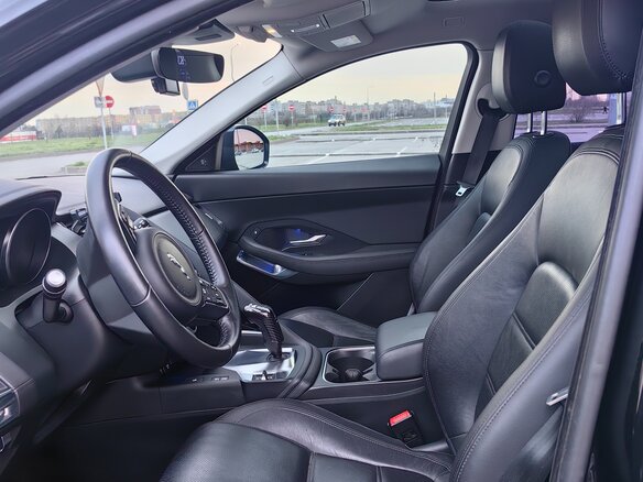 2018 Jaguar E-Pace I, чёрный, 2499000 рублей - вид 11