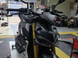 2021 Ducati Streetfighter V4, чёрный, 2450000 рублей, вид 2