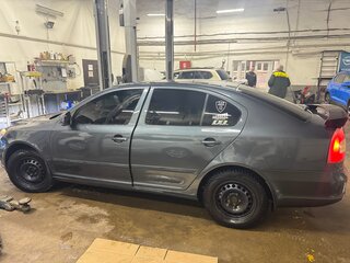 2009 Skoda Octavia II (A5) Рестайлинг, серый, 900000 рублей, вид 5
