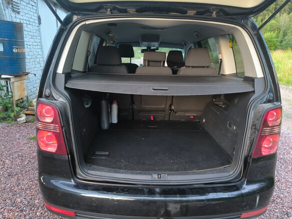 2009 Volkswagen Touran I Рестайлинг, чёрный, 380000 рублей - вид 7