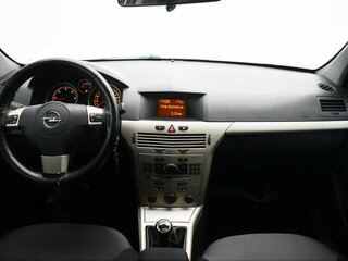 2009 Opel Astra H Рестайлинг, серебристый, 620000 рублей, вид 5