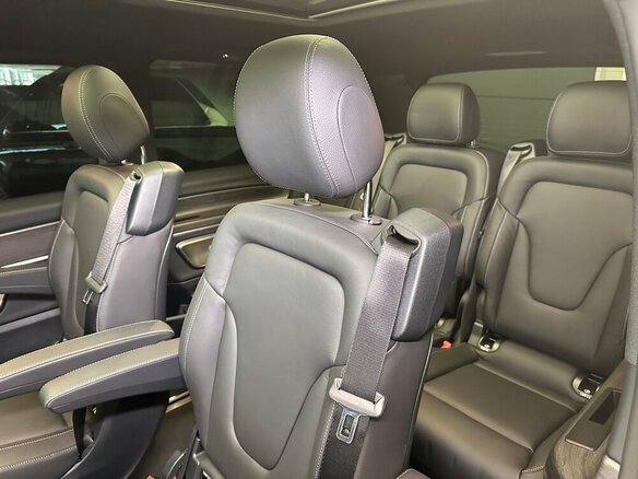 2024 Mercedes-Benz V-Класс Extra Long 300 d экстра длинный III (W447) Рестайлинг 2, чёрный, 15500000 рублей - вид 8