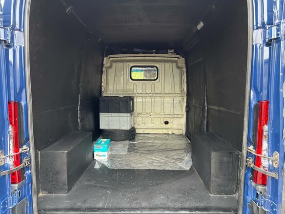 2011 Citroen Jumper, синий, 1765000 рублей - вид 19