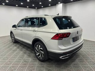 2023 Volkswagen Tiguan L II Рестайлинг (China Market), серый, 2153000 рублей, вид 4