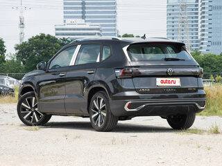 2025 Volkswagen Tharu 300 TSI I Рестайлинг, чёрный, 2417000 рублей, вид 4