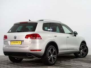 2012 Volkswagen Touareg II, серый, 1999000 рублей, вид 4