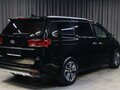 2018 Kia Carnival III, чёрный - вид 1