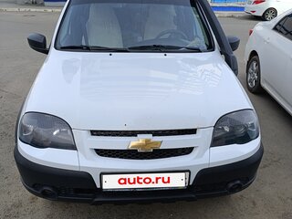 2019 Chevrolet Niva I Рестайлинг, белый, 900000 рублей, вид 2