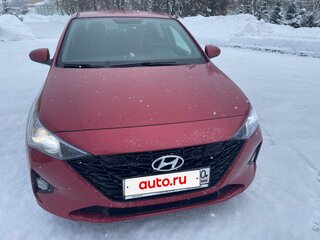 2021 Hyundai Solaris II Рестайлинг, красный, 1650000 рублей, вид 1