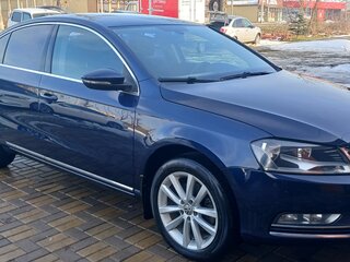 2011 Volkswagen Passat B7, синий, 1100000 рублей, вид 2