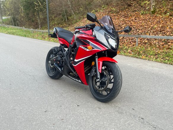 2017 Honda CBR 650F, красный, 650000 рублей - вид 3