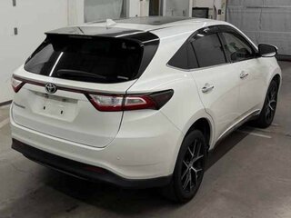 2019 Toyota Harrier III (XU60) Рестайлинг, белый, 2400000 рублей, вид 4