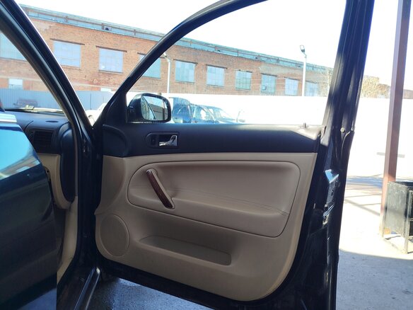 2003 Volkswagen Passat B5 Рестайлинг, чёрный, 620000 рублей - вид 11