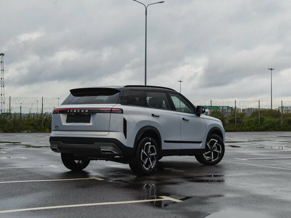 2025 Jaecoo J7 I, серебристый - вид 4