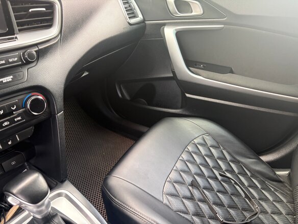 2019 Kia Ceed III, серый, 1660000 рублей - вид 13