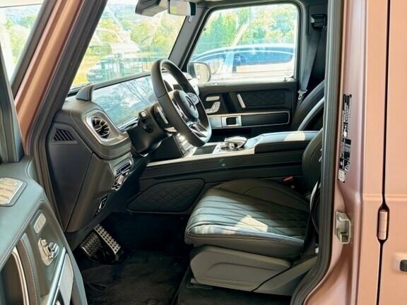 2025 Mercedes-Benz G-Класс 450 d III (W465) Рестайлинг, розовый, 27100000 рублей - вид 5