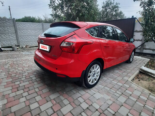 2012 Ford Focus III, красный, 900000 рублей, вид 3