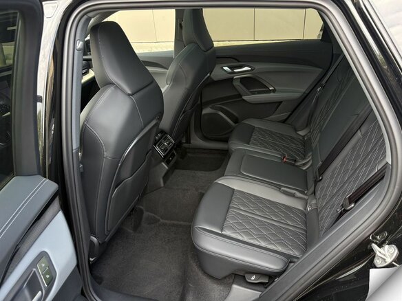 2026 Audi Q5 L III (GU), чёрный, 6075000 рублей - вид 22