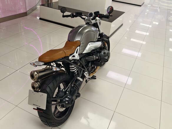 2017 BMW R Nine T Scrambler, серебристый, 1150000 рублей - вид 4
