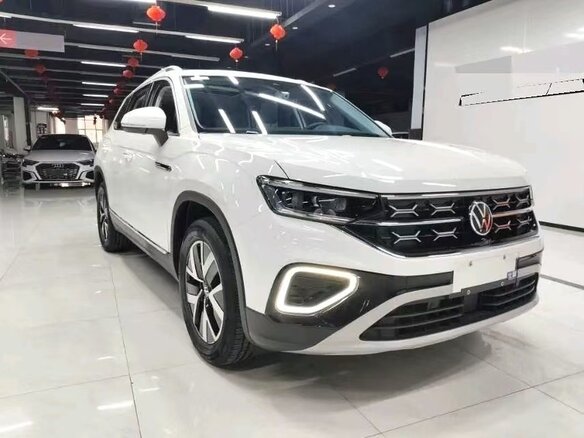 2022 Volkswagen Tayron I Рестайлинг, белый, 2520000 рублей - вид 3