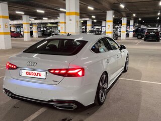 2021 Audi A5 Sportback 40 TFSI II (F5) Рестайлинг, белый, 4600000 рублей, вид 4
