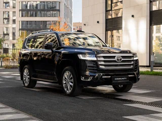 2026 Toyota Land Cruiser 300 Series, чёрный, 15200000 рублей, вид 3