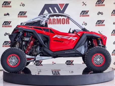 2026 Polaris RZR PRO R, красный, 5999000 рублей, вид 4