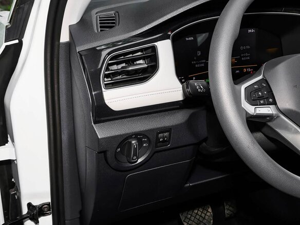 2026 Volkswagen Tharu XR, серый, 2150000 рублей - вид 11