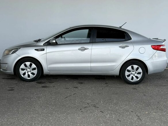 2013 Kia Rio III, серебристый, 760000 рублей - вид 7