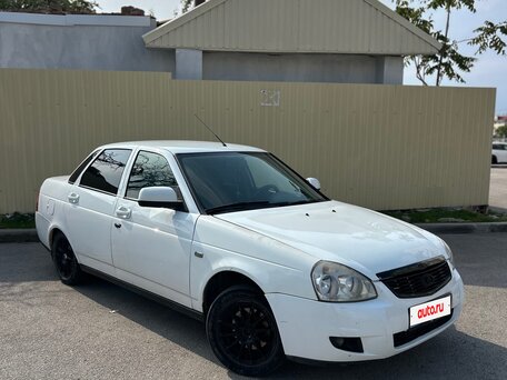 2011 Lada (ВАЗ) Priora I, белый, 380000 рублей, вид 2