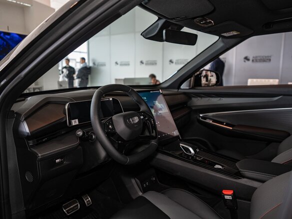 2026 Geely Cityray, серый, 3384990 рублей - вид 16