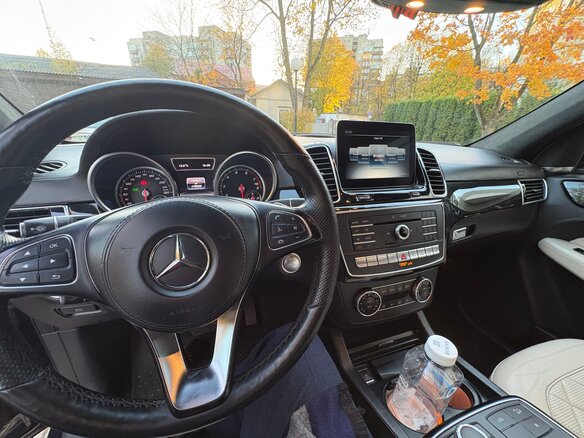 2017 Mercedes-Benz GLS 400 I (X166), синий, 3750000 рублей - вид 6